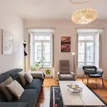 Flh Mouros Spacious Apartment