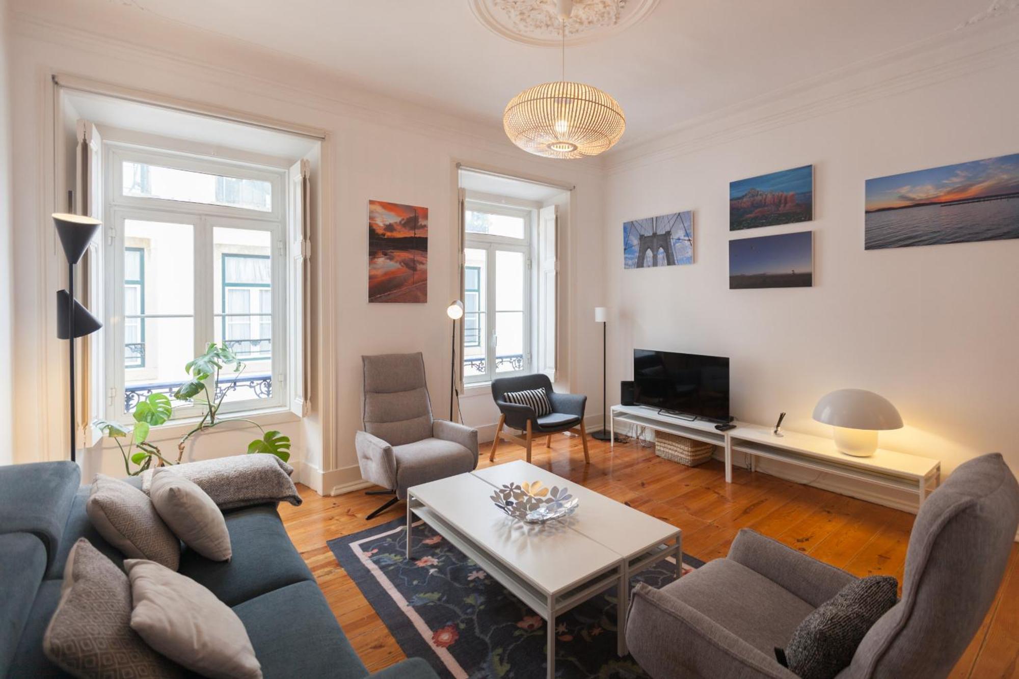 Flh Mouros Spacious Apartamento *